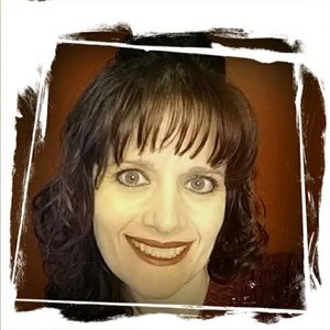 Meet your Posher, Mandy